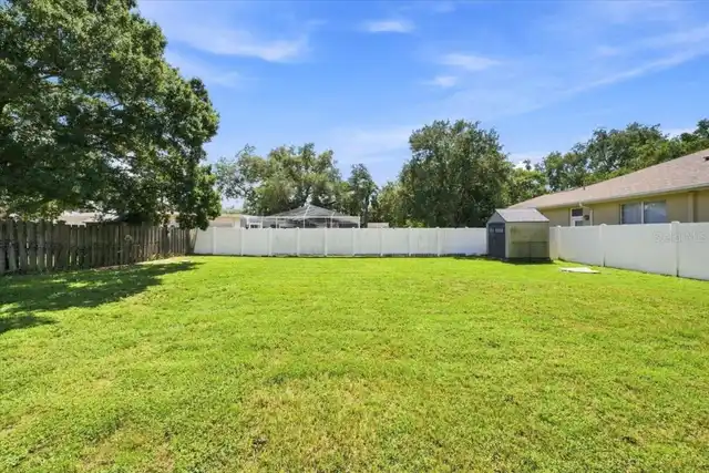 Listing Photo 18