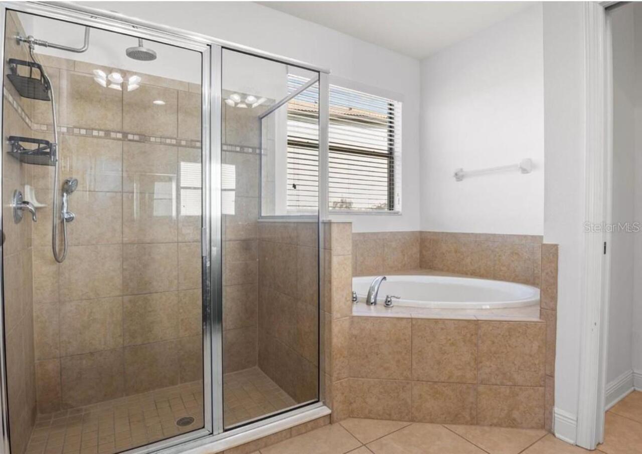 Listing Photo 10
