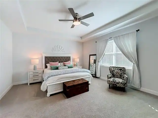 Listing Photo 12