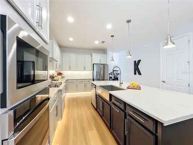 Listing Photo 16