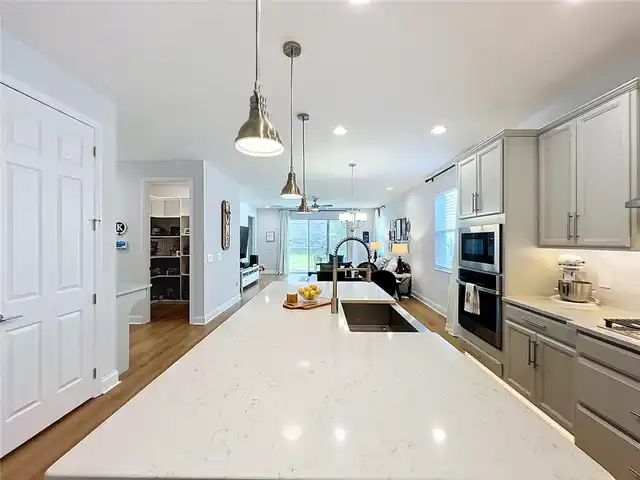 Listing Photo 18