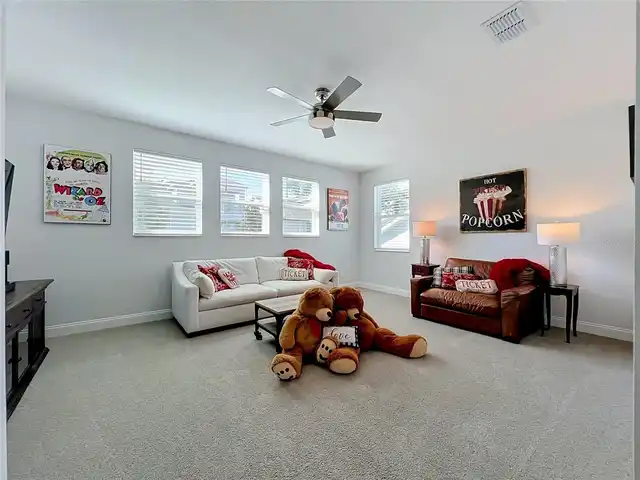 Listing Photo 19