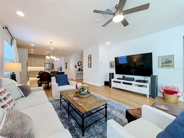 Listing Photo 28