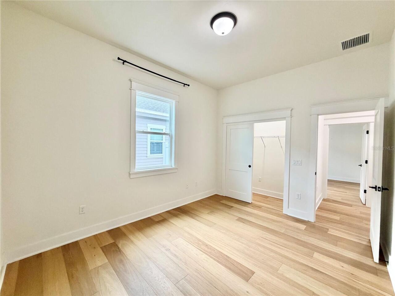 Listing Photo 38