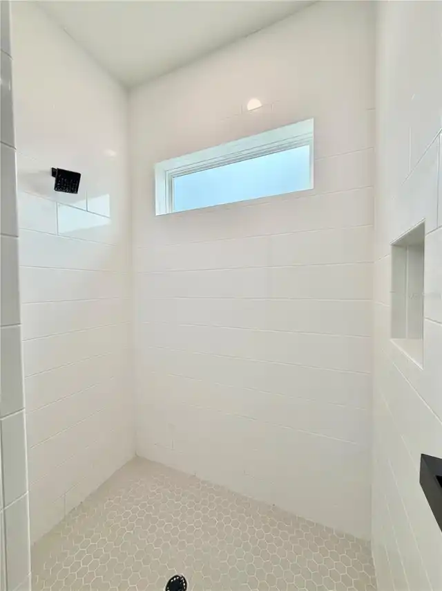 Listing Photo 24