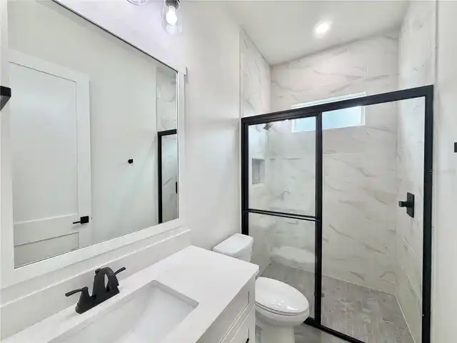 Listing Photo 32