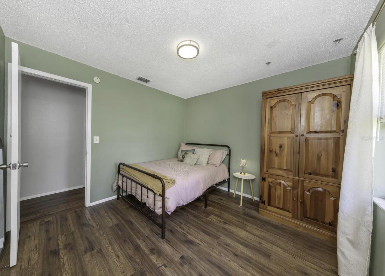 Listing Photo 25
