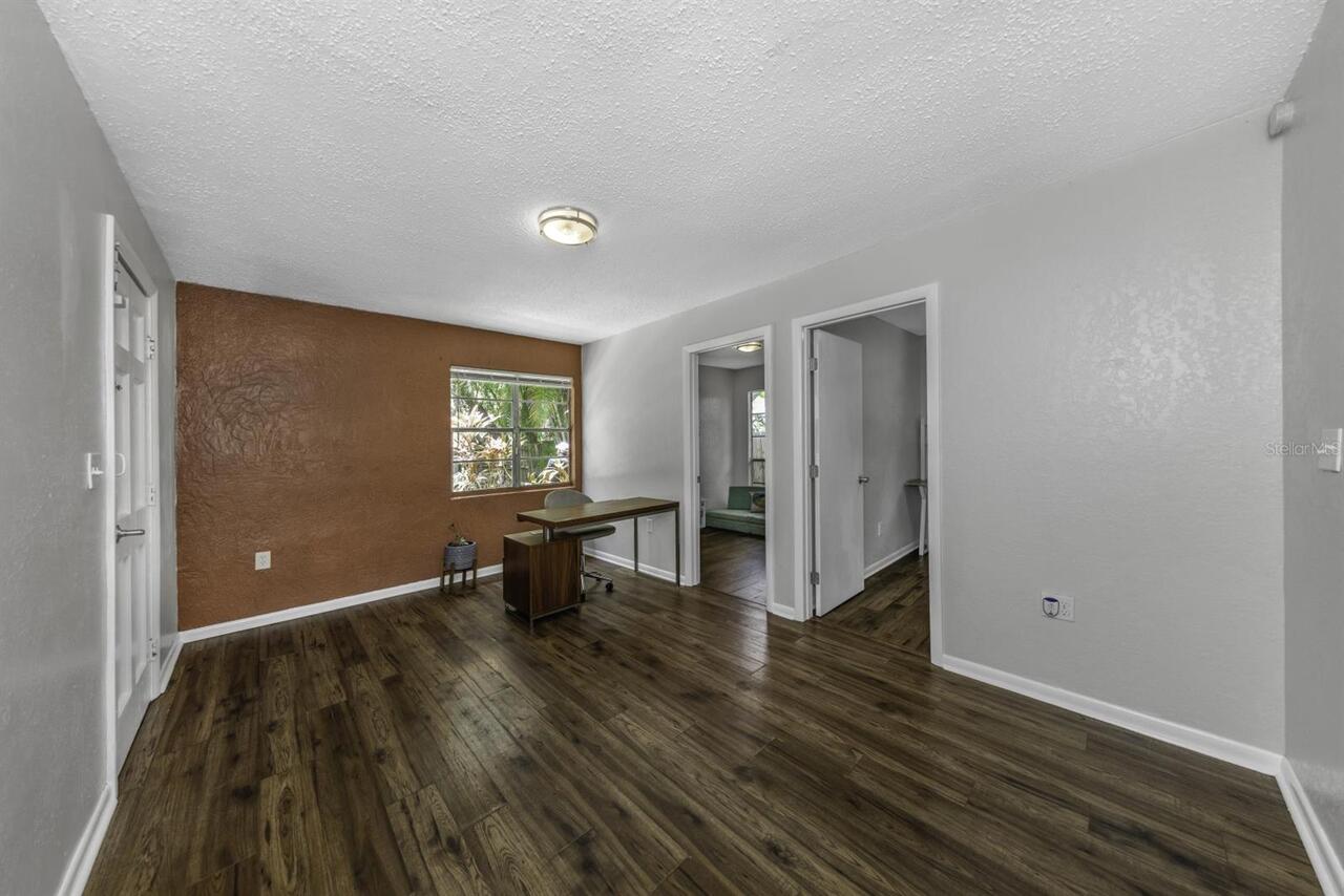 Listing Photo 32