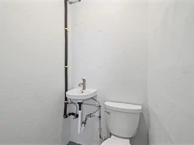 Listing Photo 25