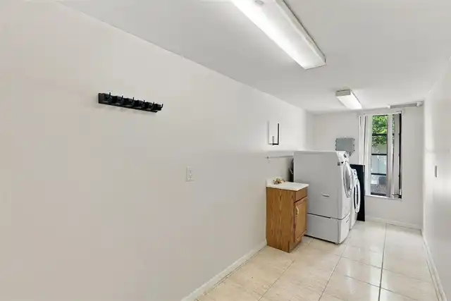 Listing Photo 32