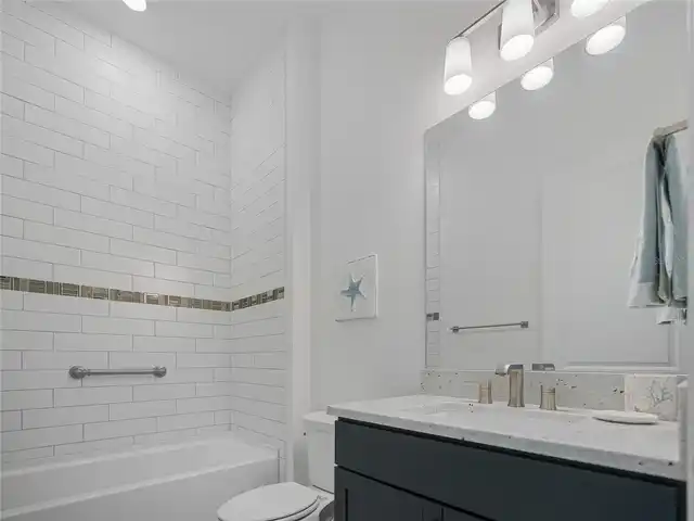Listing Photo 15