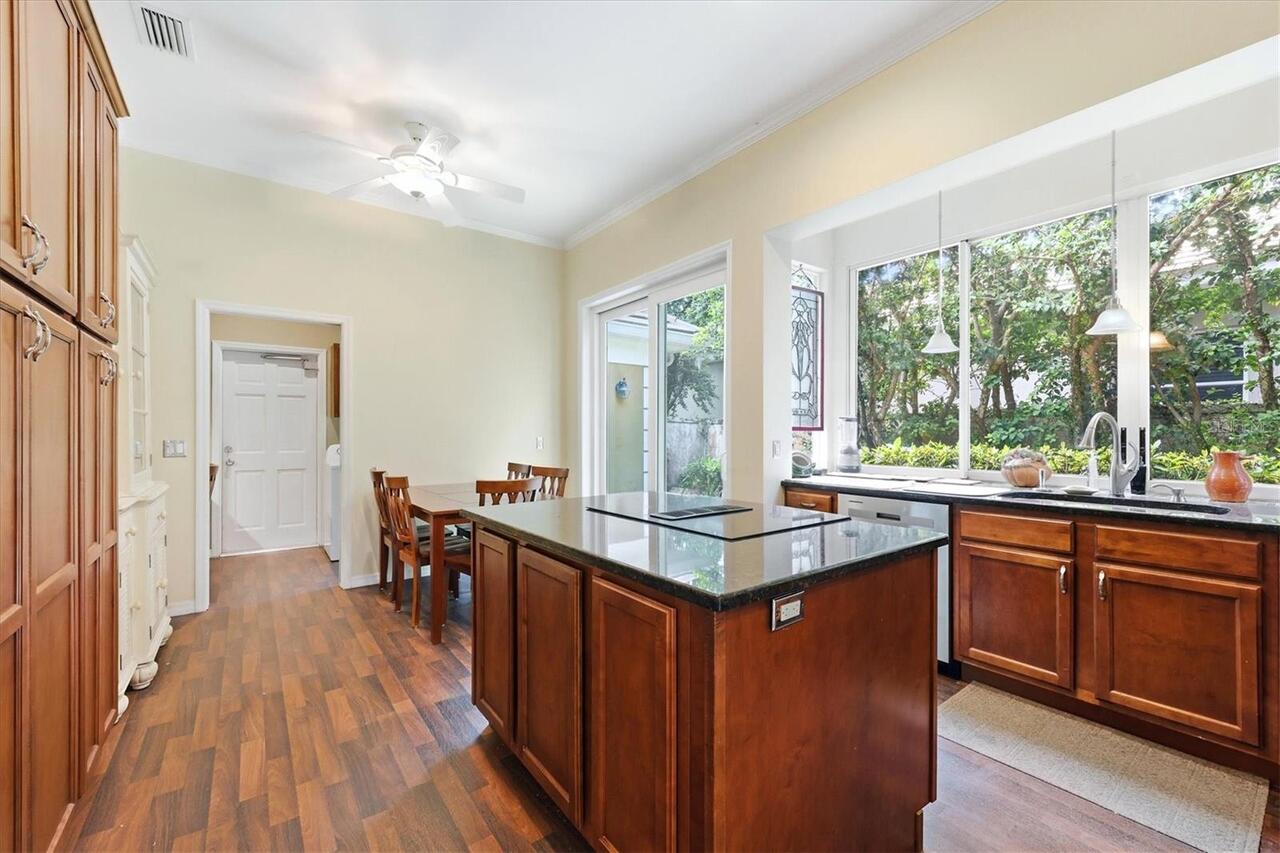 Listing Photo 17
