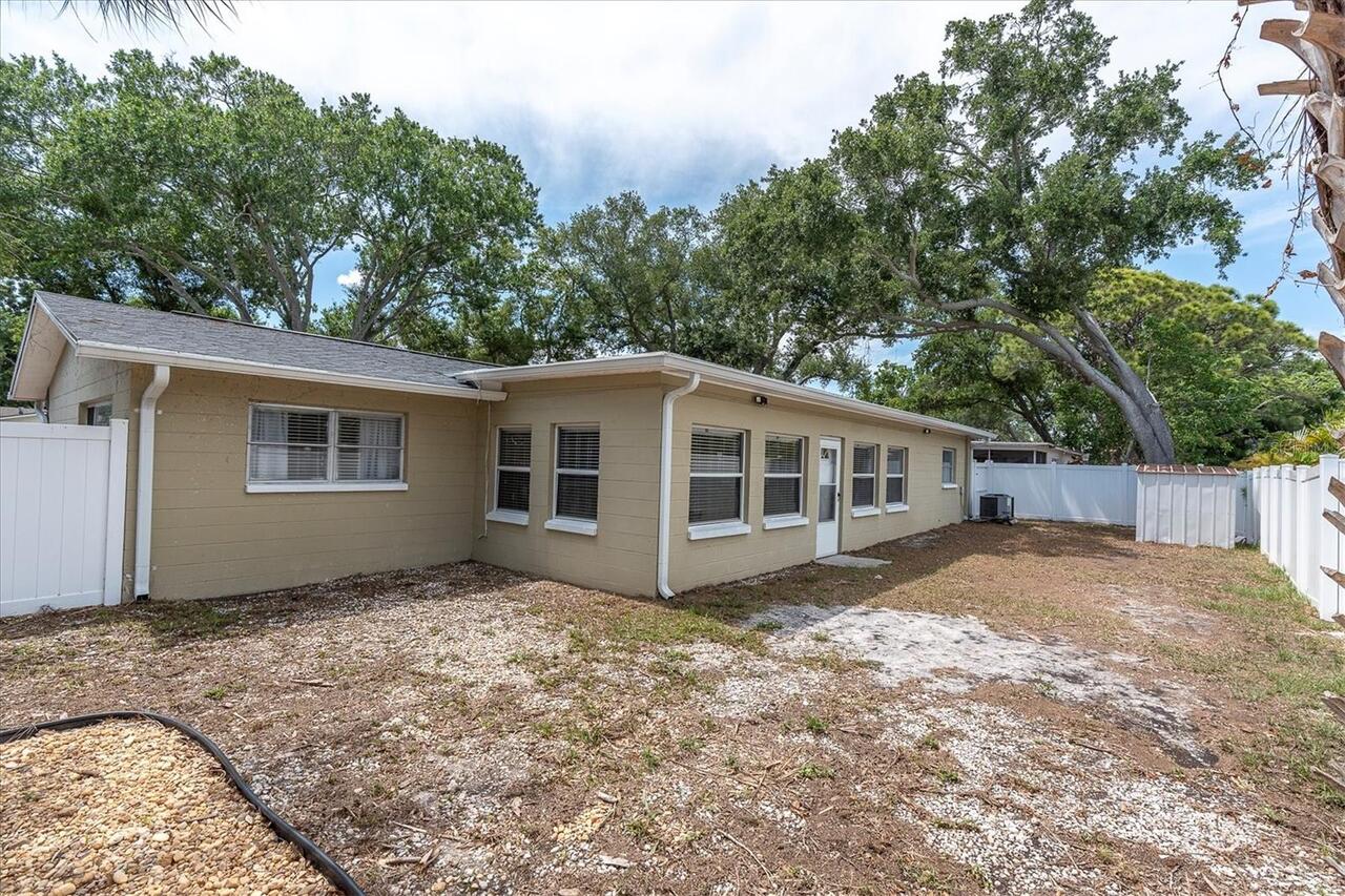 Listing Photo 37