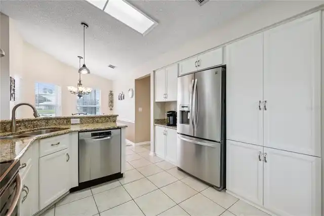 Listing Photo 15