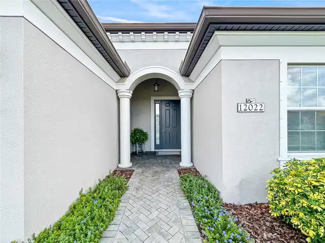 Listing Photo 8