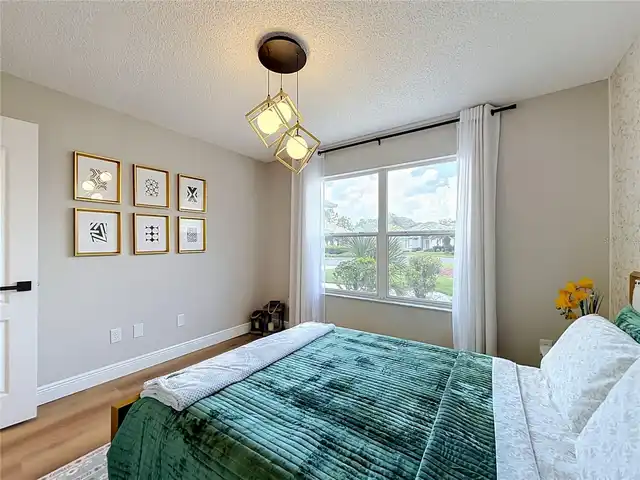 Listing Photo 28
