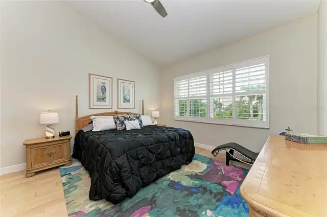 Listing Photo 28