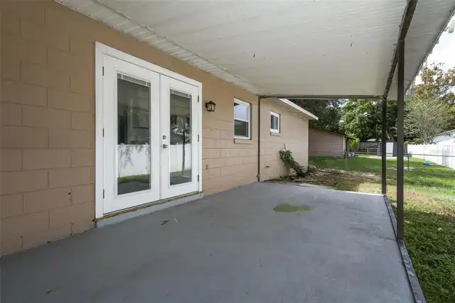 Listing Photo 9
