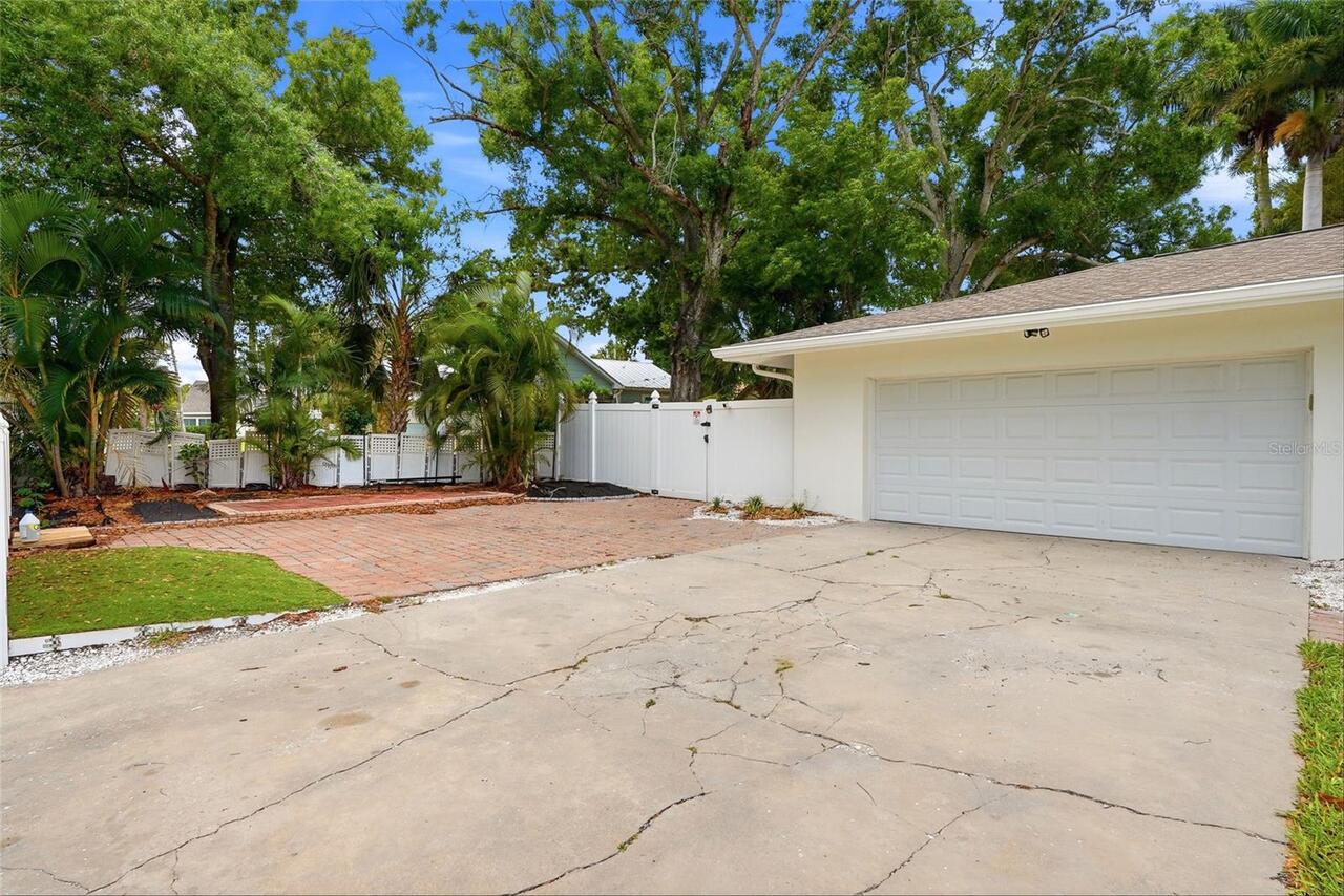 Listing Photo 38