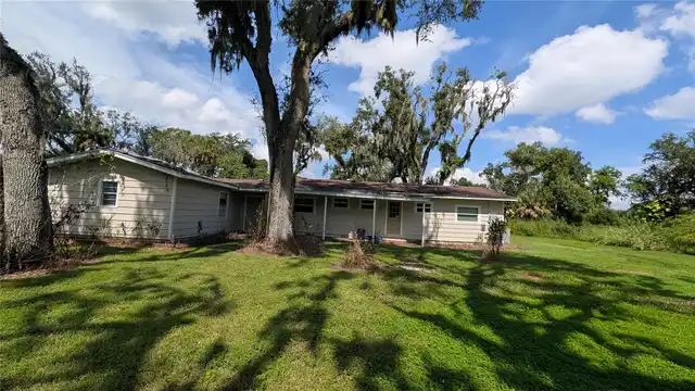 Listing Photo 17