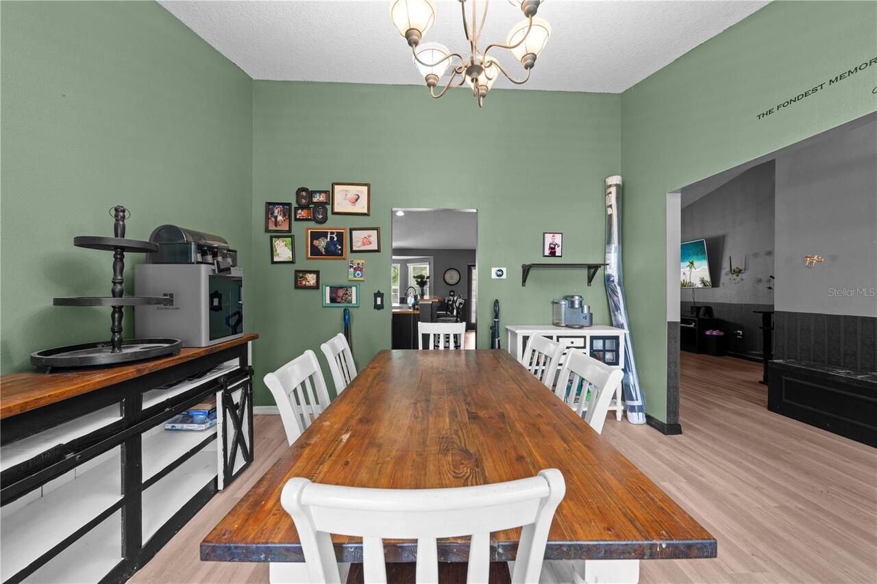 Listing Photo 9