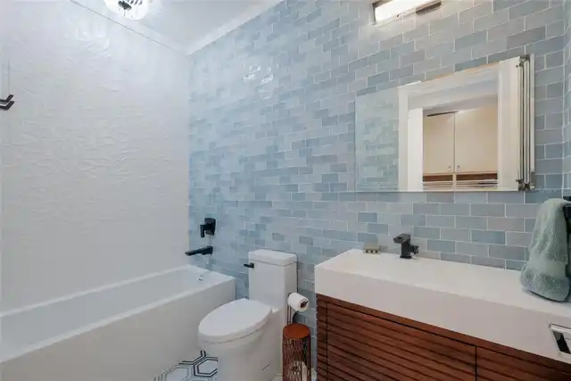 Listing Photo 13