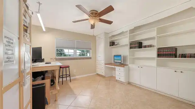 Listing Photo 14