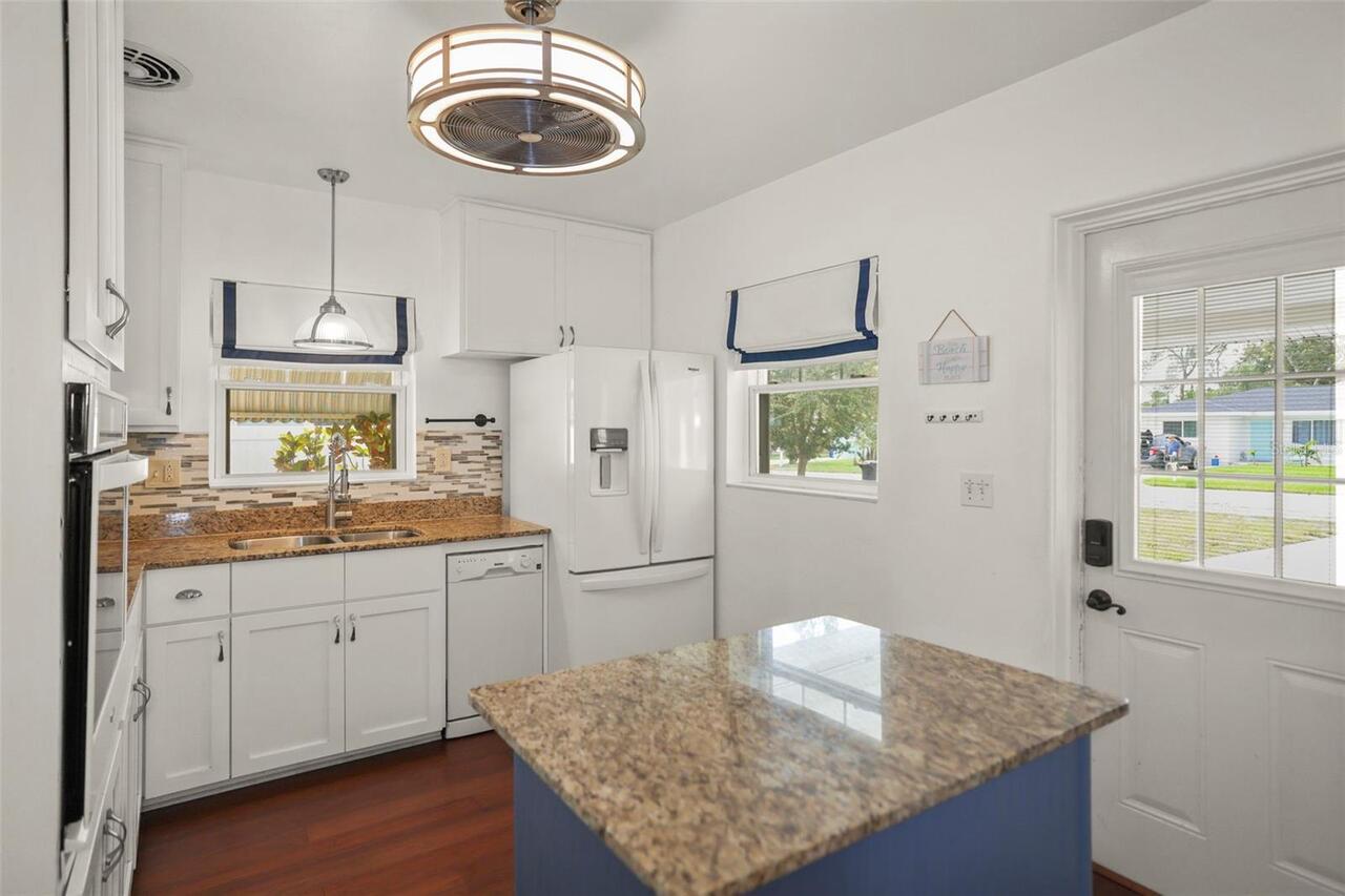Listing Photo 7