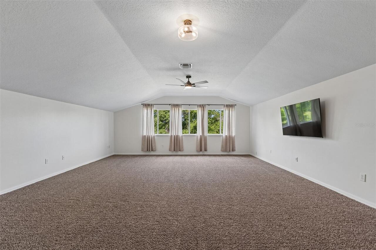 Listing Photo 43