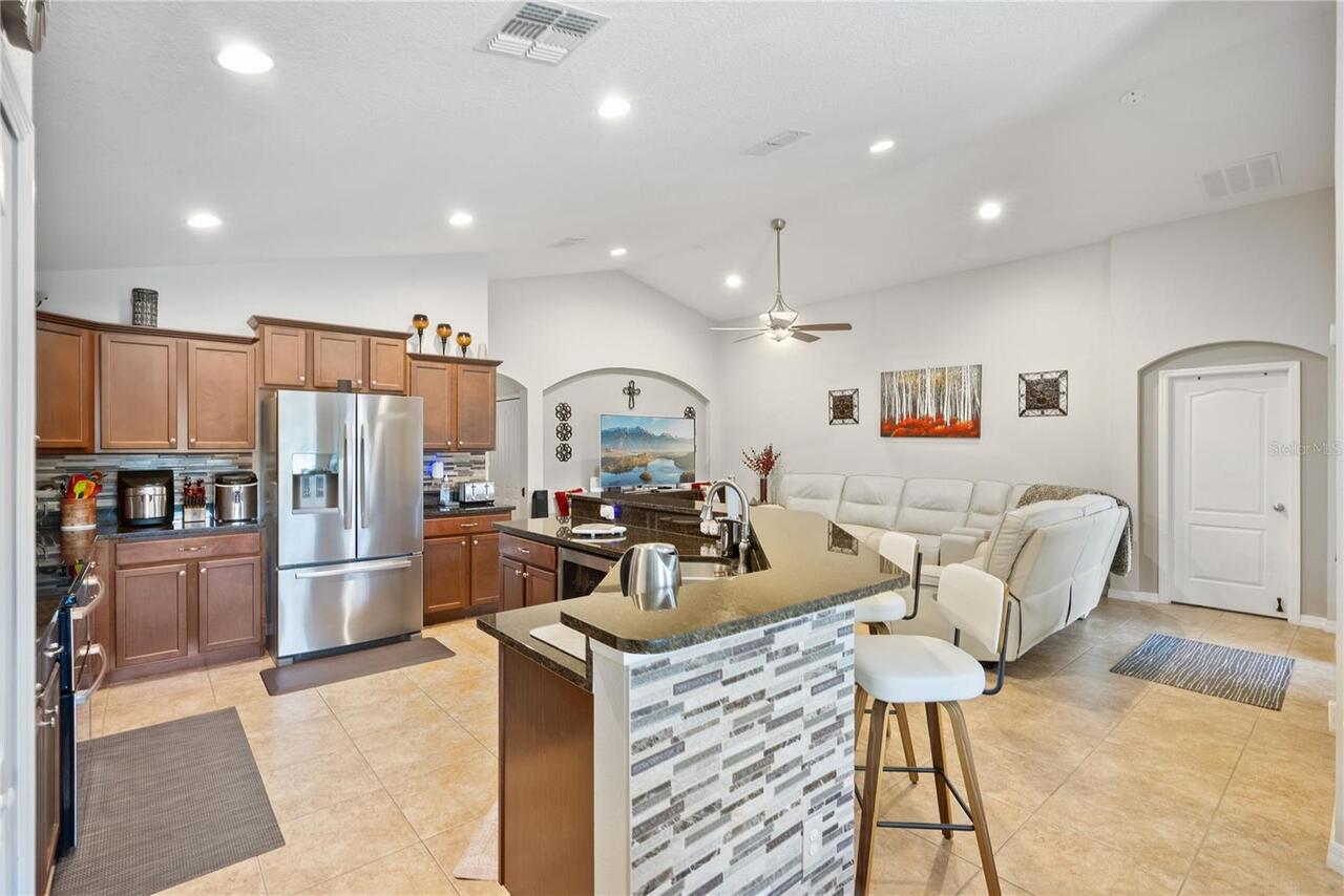 Listing Photo 19