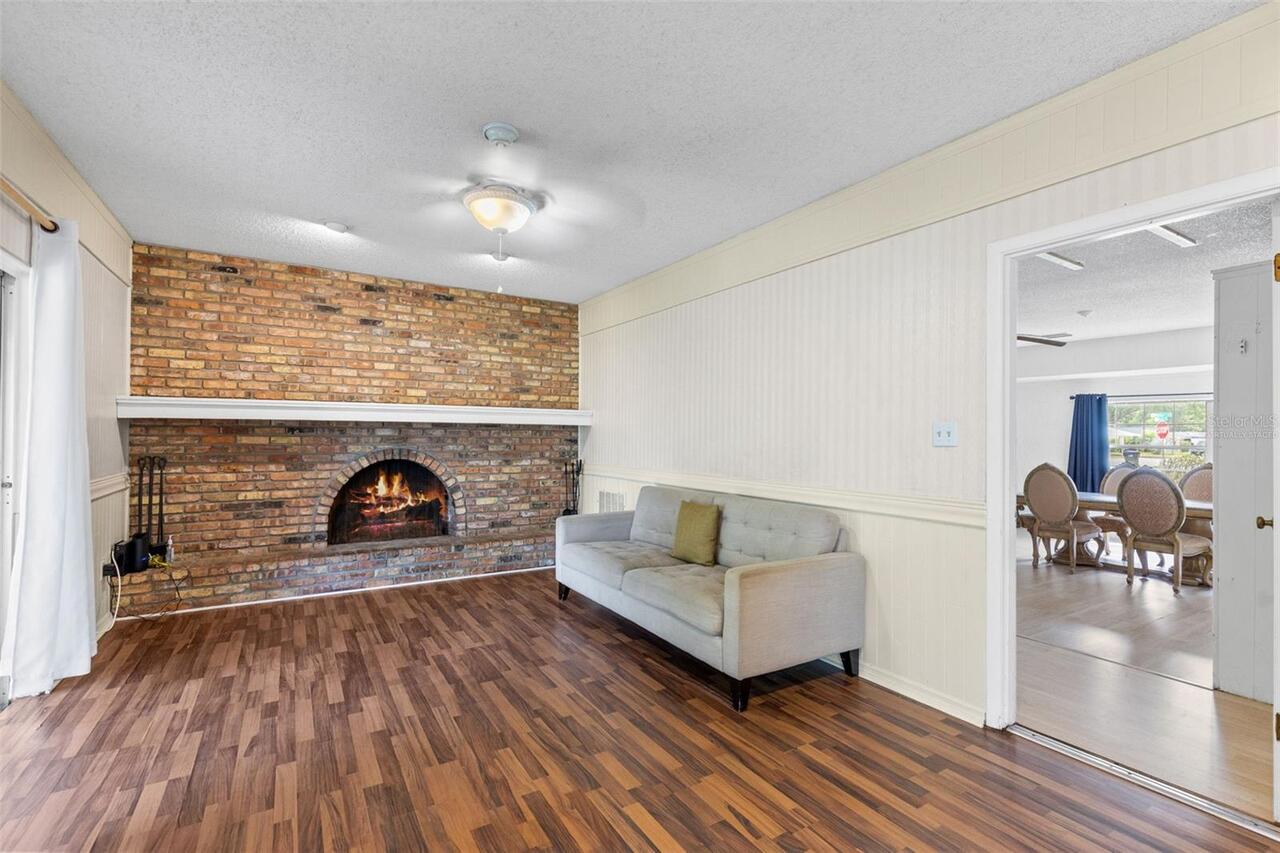 Listing Photo 9