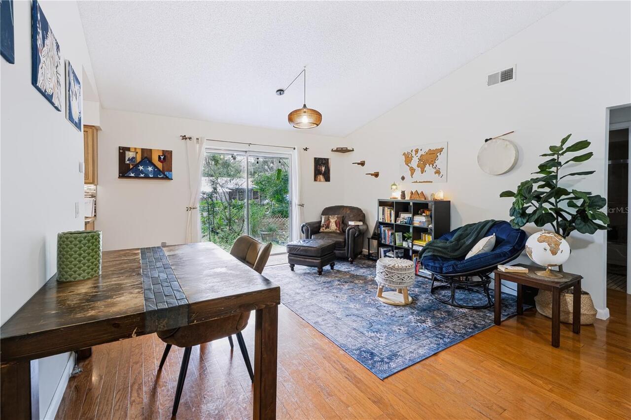 Listing Photo 10
