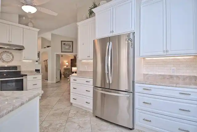 Listing Photo 15