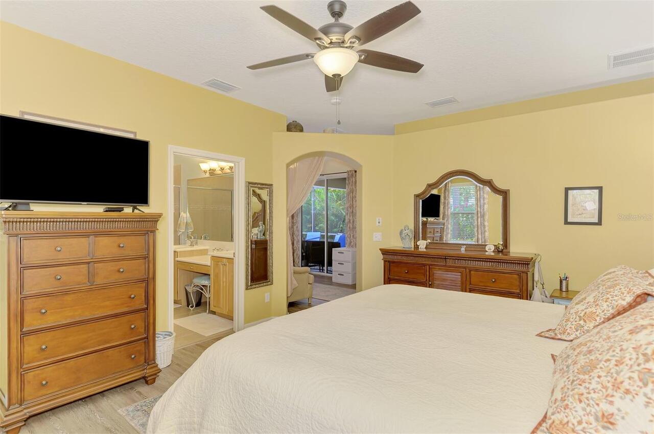 Listing Photo 44