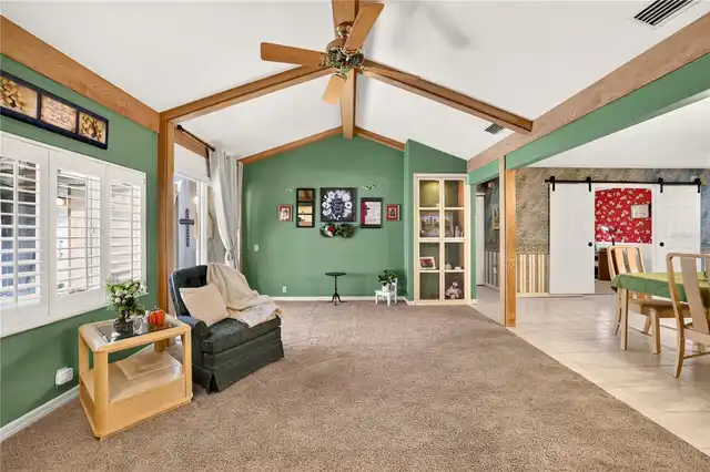 Listing Photo 16