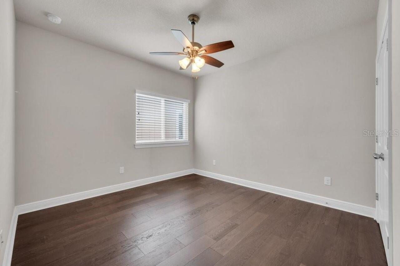 Listing Photo 21