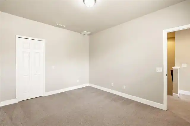 Listing Photo 38