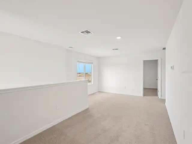 Listing Photo 9