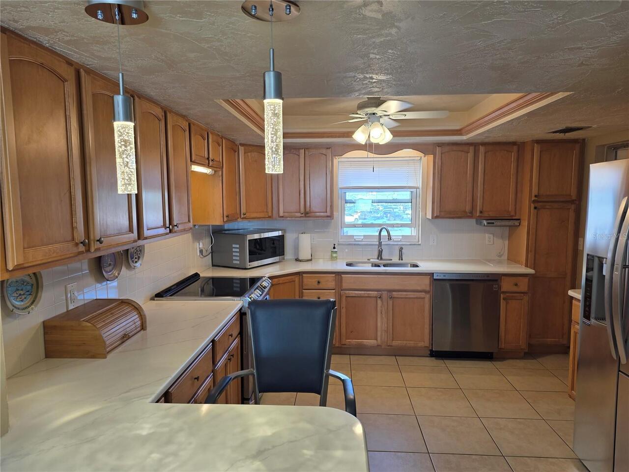 Listing Photo 10