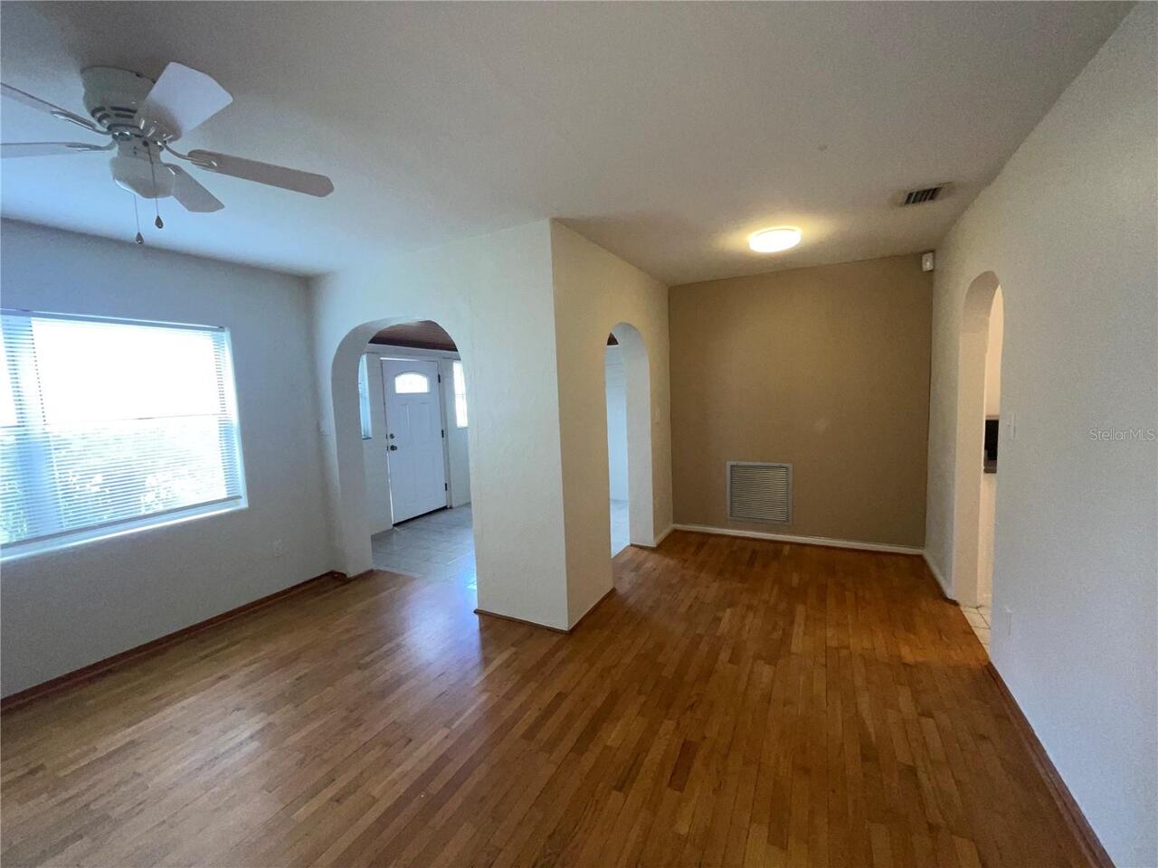 Listing Photo 9