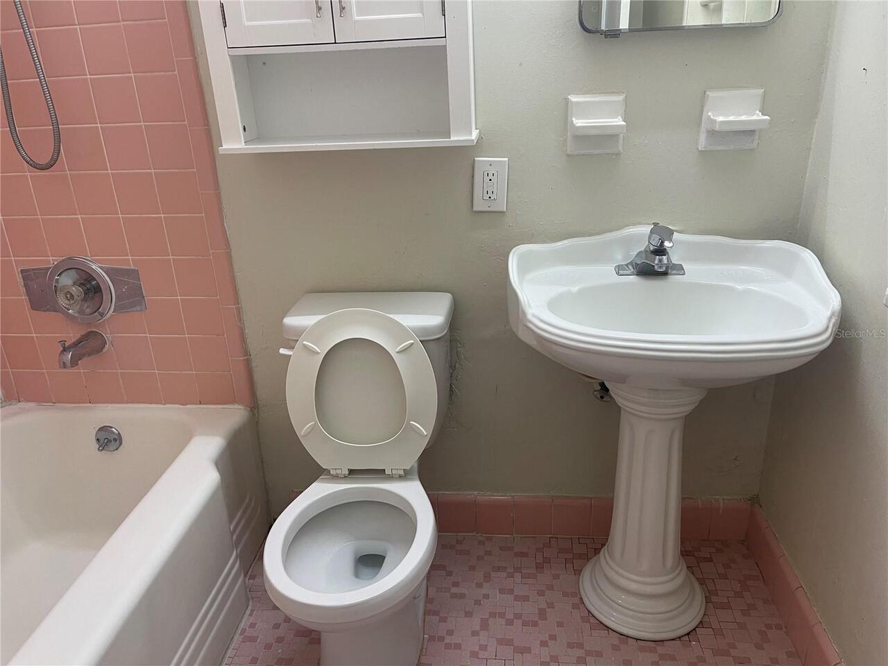 Listing Photo 15