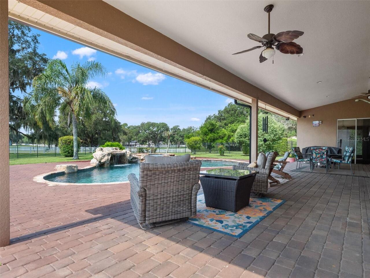 Listing Photo 19