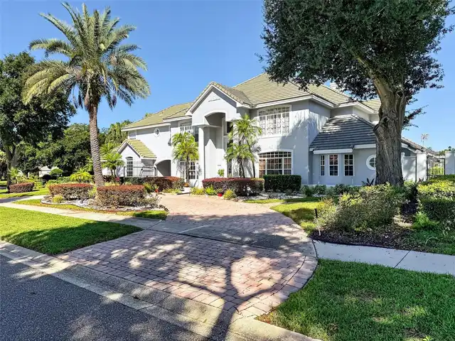 6BR, Home, 4BA, $1,600,000
Read More
