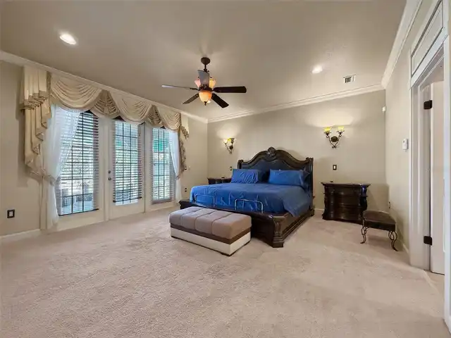 Listing Photo 15