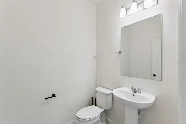 Listing Photo 12