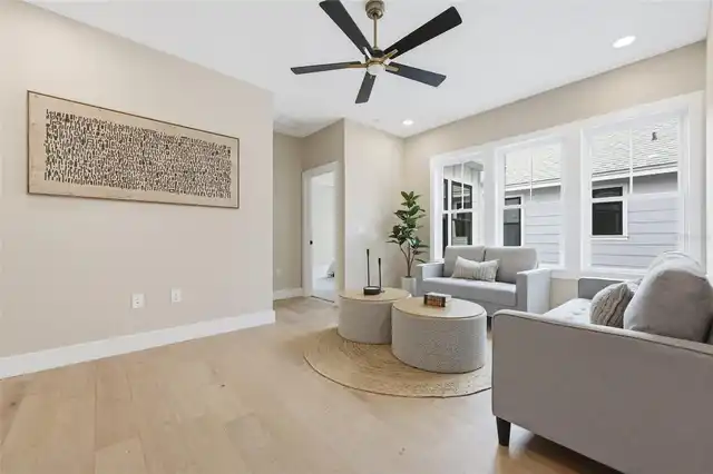 Listing Photo 25