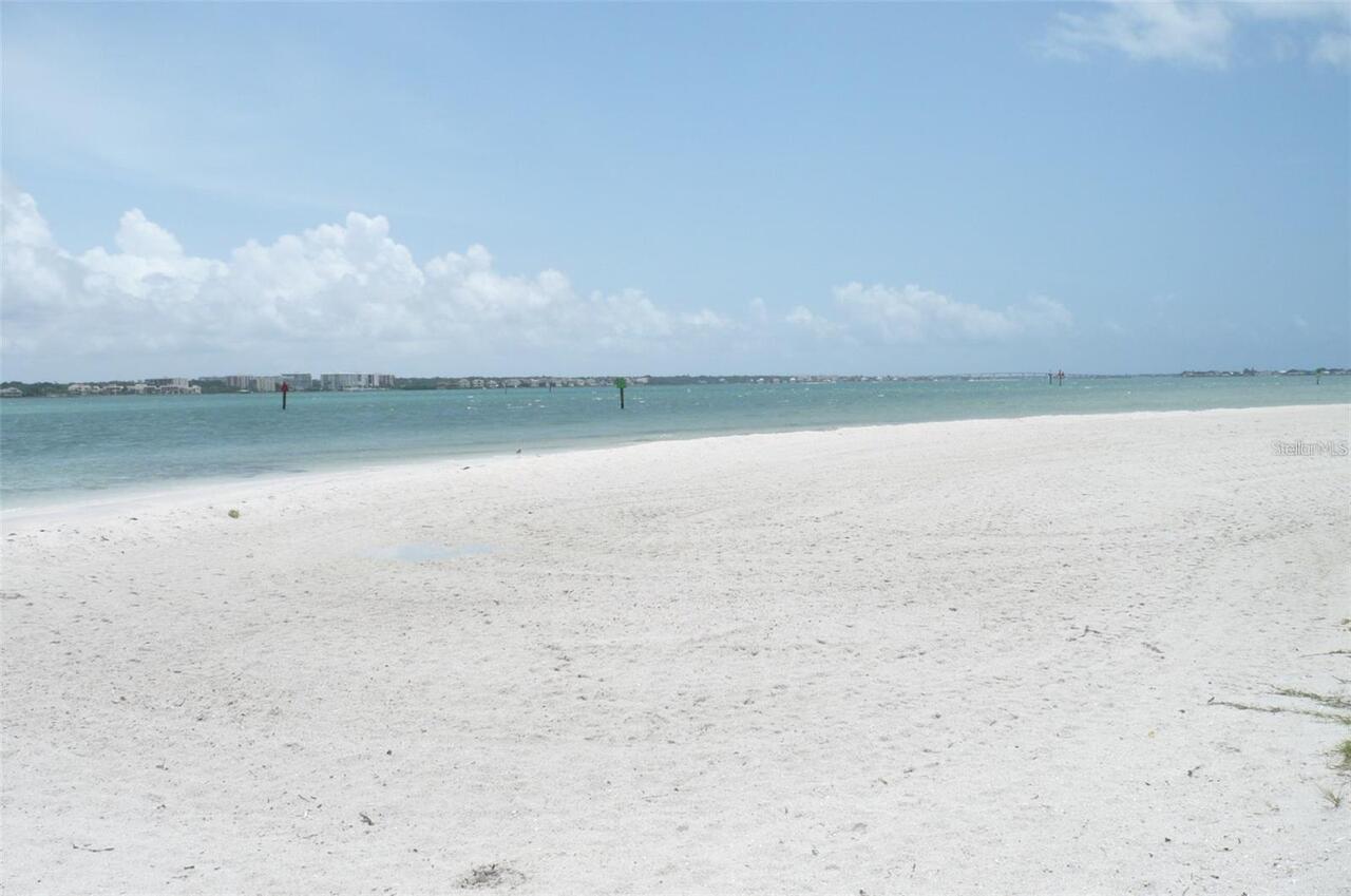 Listing Photo 33