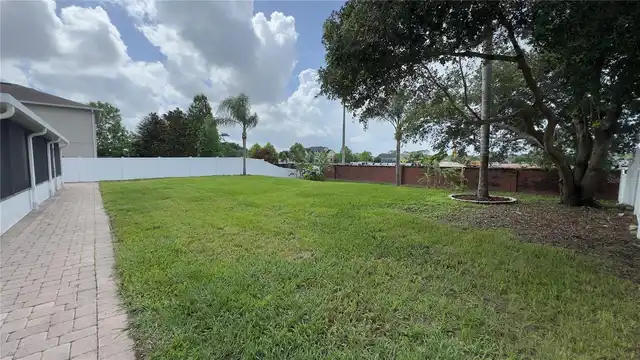 Listing Photo 13