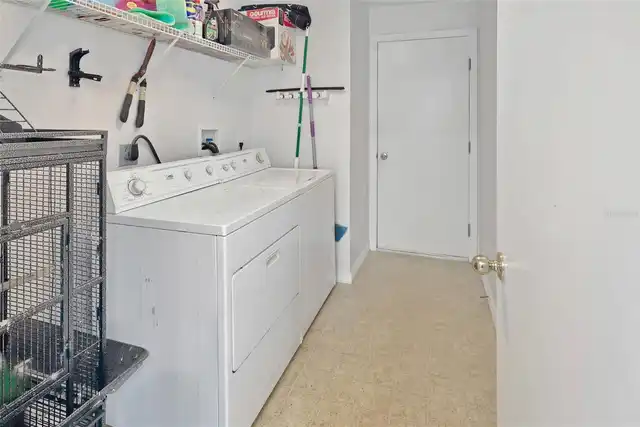 Listing Photo 12