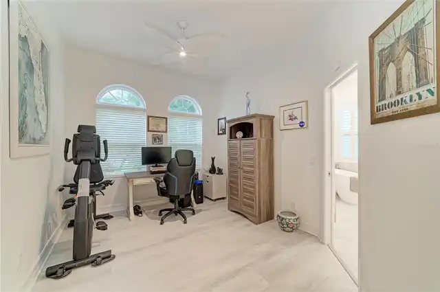Listing Photo 19